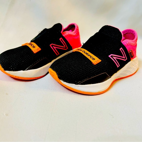 New balance slip on sneaker - Picture 1 of 6